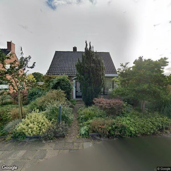 Straatbeeld van Van Panhuyslaan 42, 9351CH Leek