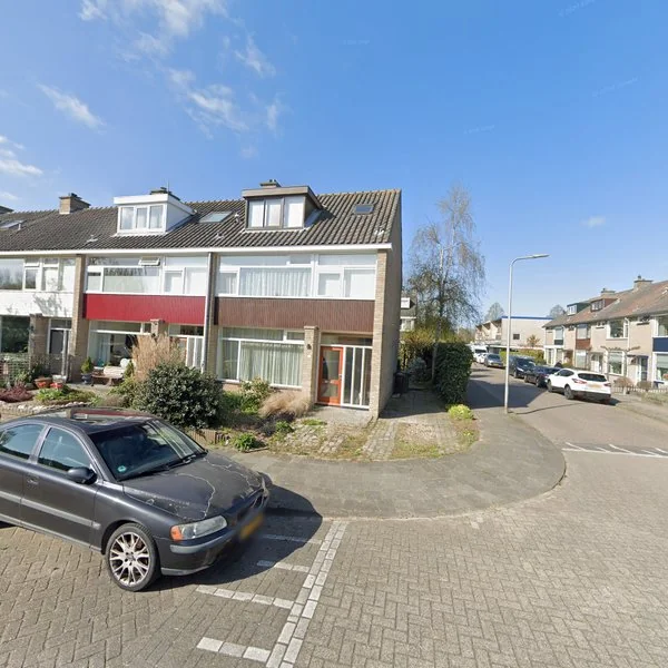 Straatbeeld van van Poelgeestlaan 48, 2396BE Koudekerk aan den Rijn