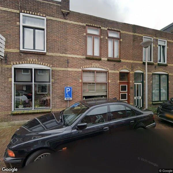 Straatbeeld van Van Reedestraat 14, 2406TW Alphen aan den Rijn