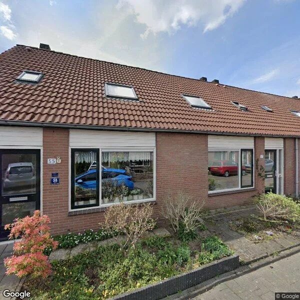 Straatbeeld van Van Roekelweg 57, 7335HC Apeldoorn