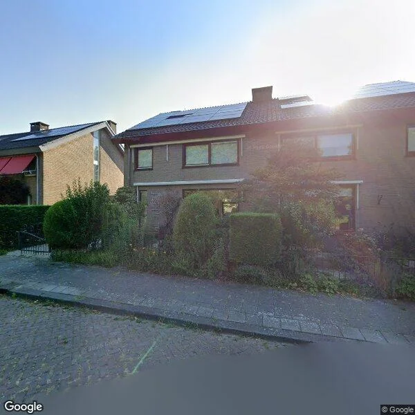 Straatbeeld van van Slingelandtlaan 15, 3332JJ Zwijndrecht