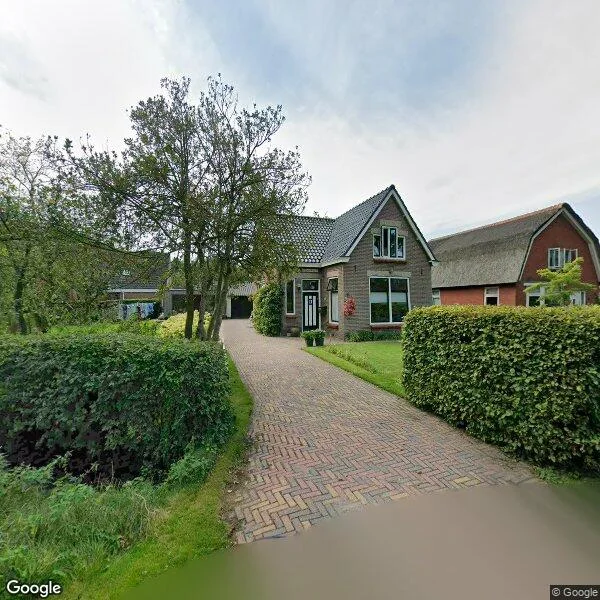 Straatbeeld van Van Sminiaweg 21, 9064KC Aldtsjerk