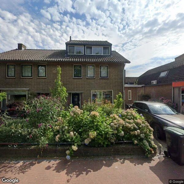Straatbeeld van Van Tuyllstraat 17C, 3829AA Hooglanderveen