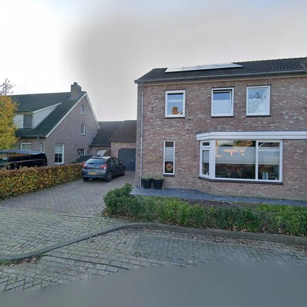 Straatbeeld van Van Wassenaarstraat 44, 5154BZ Elshout