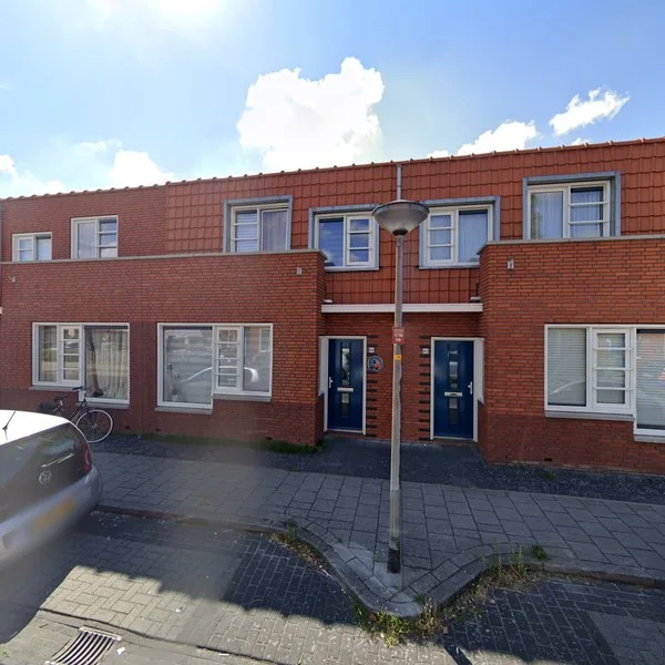Straatbeeld van Veendamstraat 44, 1324AX Almere
