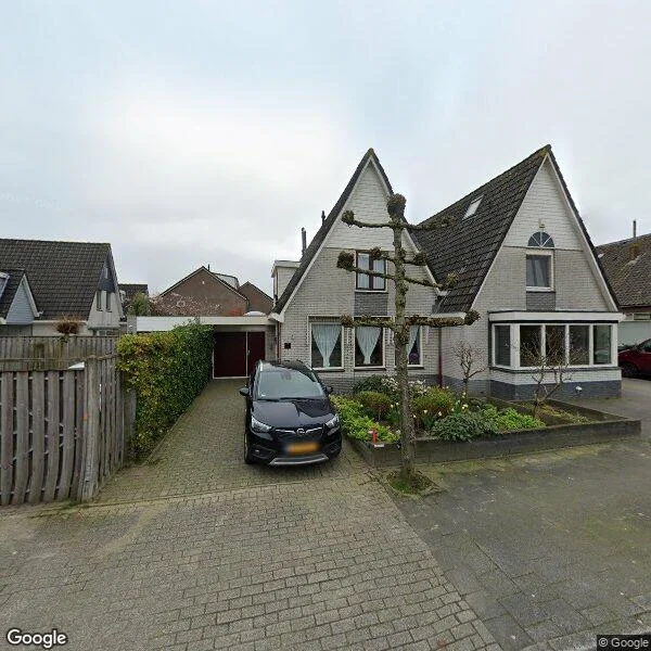 Straatbeeld van Veenestraat 3, 3751GE Bunschoten-Spakenburg