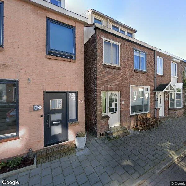 Straatbeeld van Veeringstraat 64, 1502NM Zaandam