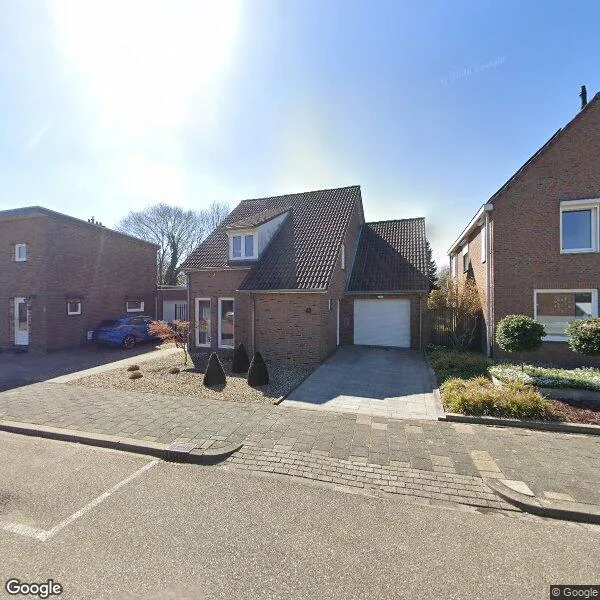 Straatbeeld van Veeweg 43, 6374AN Landgraaf