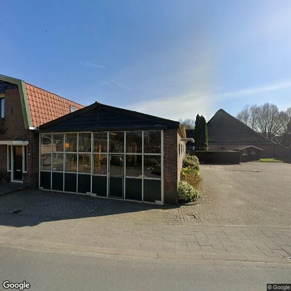 Straatbeeld van Vekenweg 1, 1657EC Abbekerk
