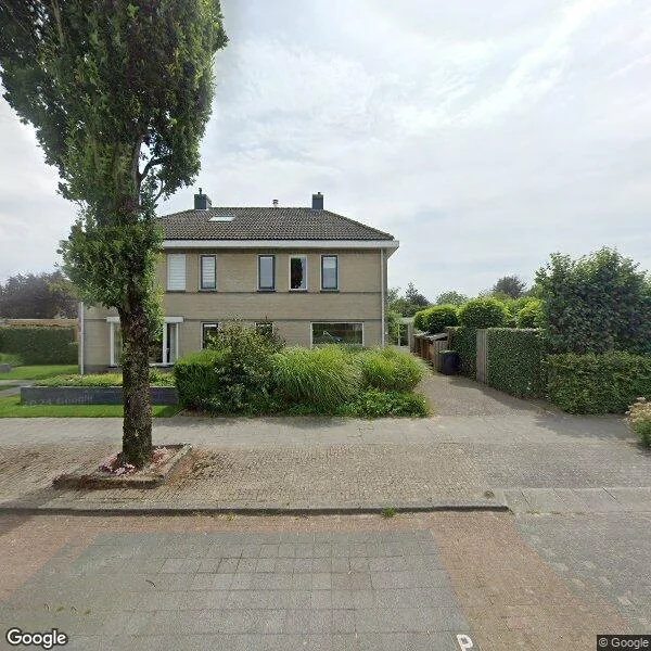 Straatbeeld van Veldbloemenlaan 2, 8081DZ Elburg