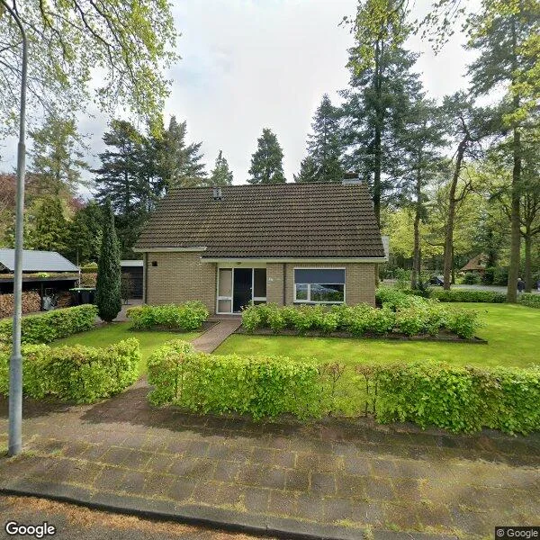 Straatbeeld van Veldweg 57, 8071BE Nunspeet