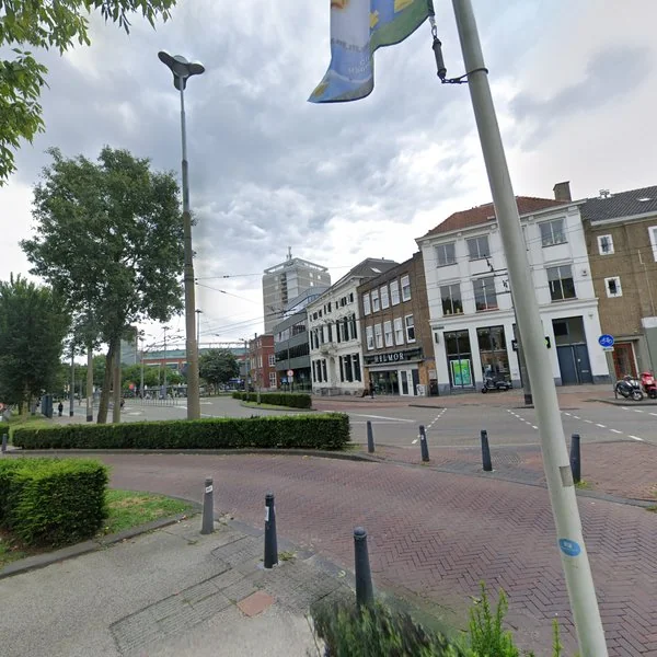 Straatbeeld van Velperplein 7A, 6811AG Arnhem