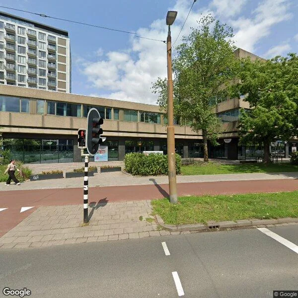 Straatbeeld van Velperweg 49-65, 6824BG Arnhem