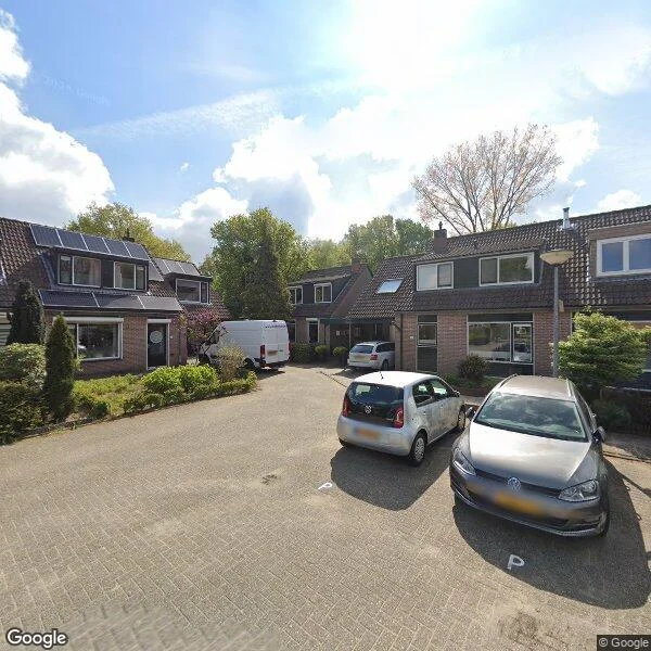 Straatbeeld van Velserbeek 15, 6715HW Ede