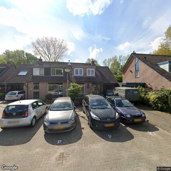 Straatbeeld van Velserbeek 19, 6715HW Ede
