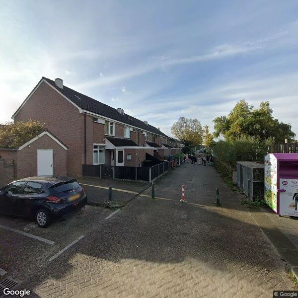 Straatbeeld van Veluwemeer 10, 3068KM Rotterdam