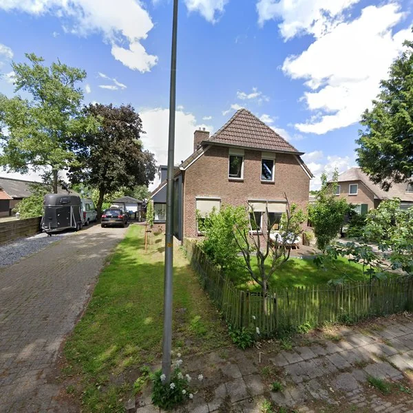Straatbeeld van Veneweg 74, 7946LE Wanneperveen
