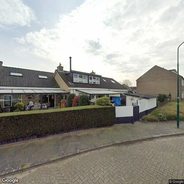 Straatbeeld van Verdistraat 98a, 3752WS Bunschoten-Spakenburg