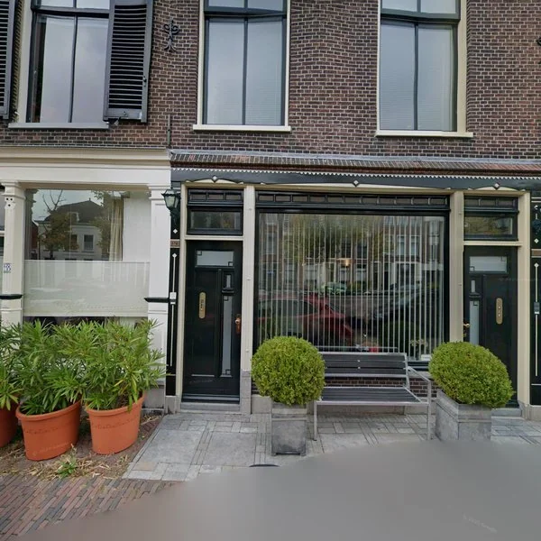 Straatbeeld van Verwersdijk 136, 2611NL Delft