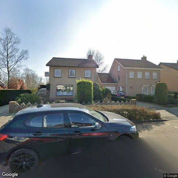 Straatbeeld van Viaductstraat 27, 6659CL Wamel