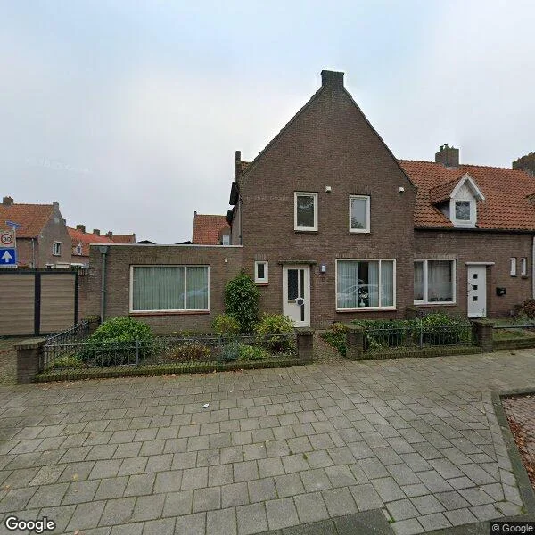 Straatbeeld van Victoriestraat 15, 5142RG Waalwijk