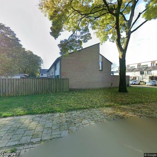 Straatbeeld van Vijfde Haren 2, 5233BL Den Bosch