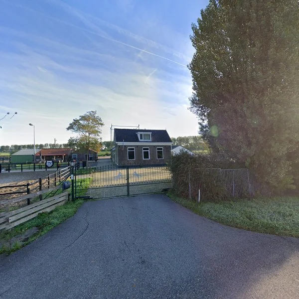 Straatbeeld van Vijfde Tochtweg 10, 2765WV Cortelande
