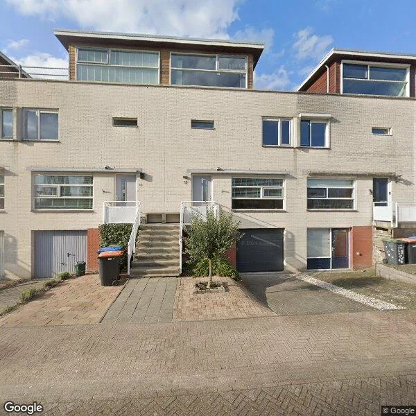 Straatbeeld van Vijfherenlanden 72, 8245BB Lelystad