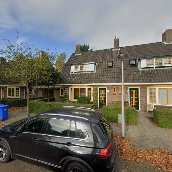 Straatbeeld van Vijver Noord 5, 2613ZN Delft