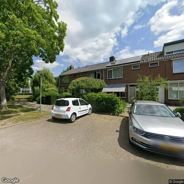 Straatbeeld van Vijverlaan 130, 3319SV Dordrecht