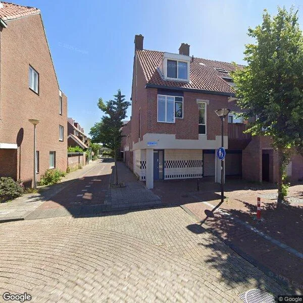 Straatbeeld van Vlinderveen 476B, 3205EM Spijkenisse