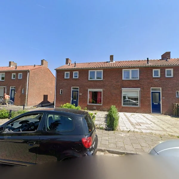 Straatbeeld van Vloedstraat 38, 4321AN Kerkwerve