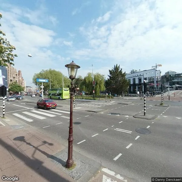Straatbeeld van Vondelpark 1, 1071AA Amsterdam