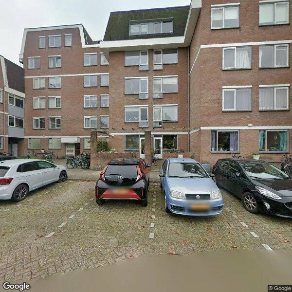 Straatbeeld van Voordorp 84, 2352BW Leiderdorp