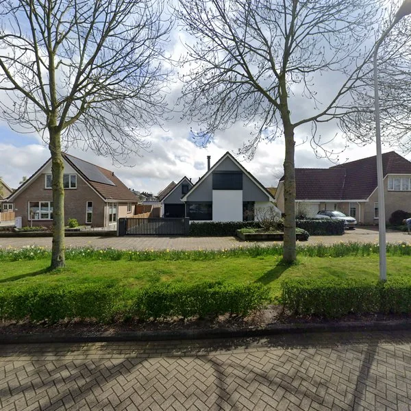 Straatbeeld van Voorstraat 135, 3251BC Stellendam