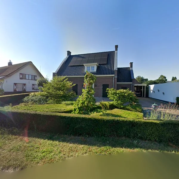 Straatbeeld van Voortweg 2b, 5826AH Groeningen