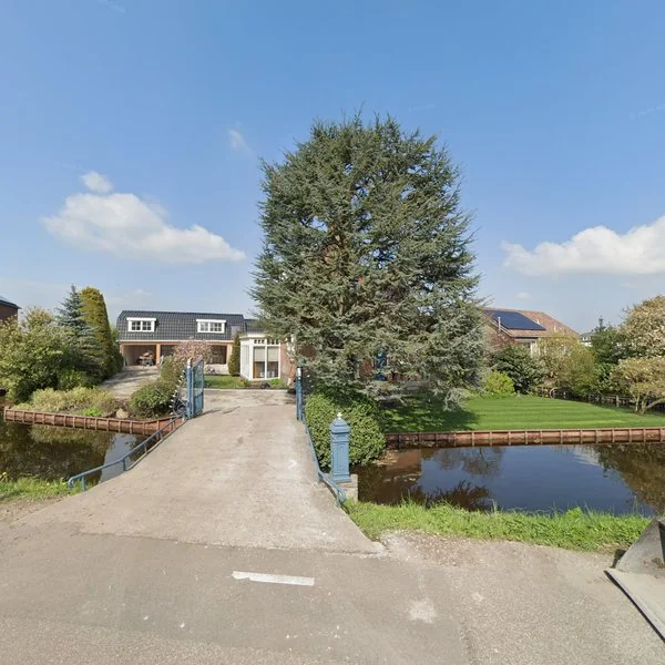 Straatbeeld van Voorweg 110, 2391AJ Hazerswoude-Dorp