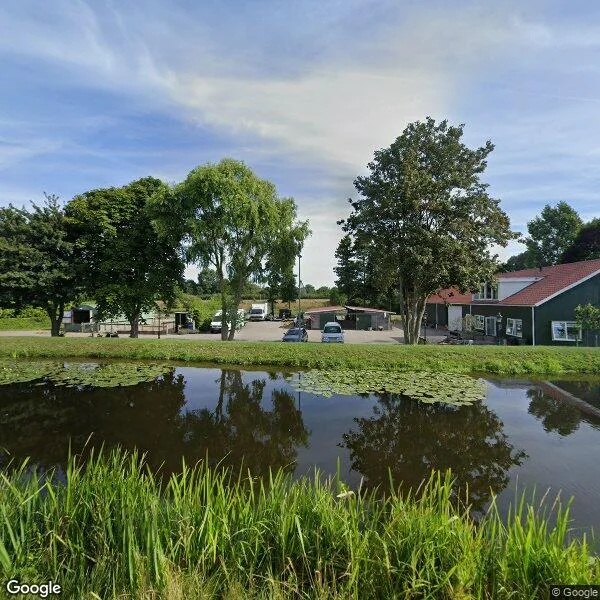 Straatbeeld van Voorweg 172, 2716NK Zoetermeer