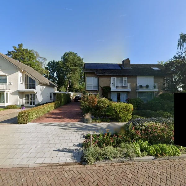 Straatbeeld van Vossenbergselaan 28, 5171CC Kaatsheuvel