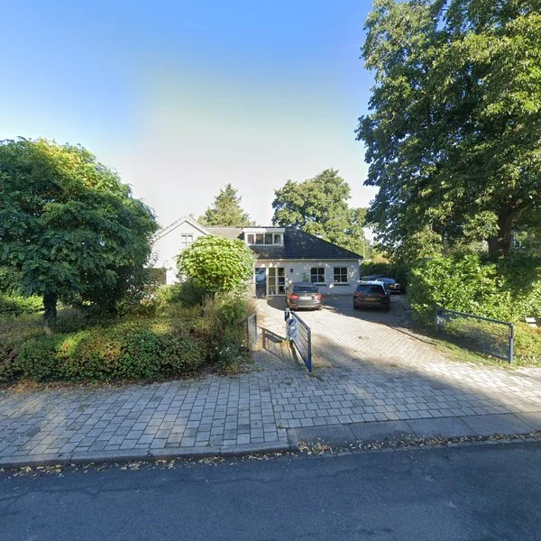 Straatbeeld van Vroonweg 8a, 3247CG Dirksland