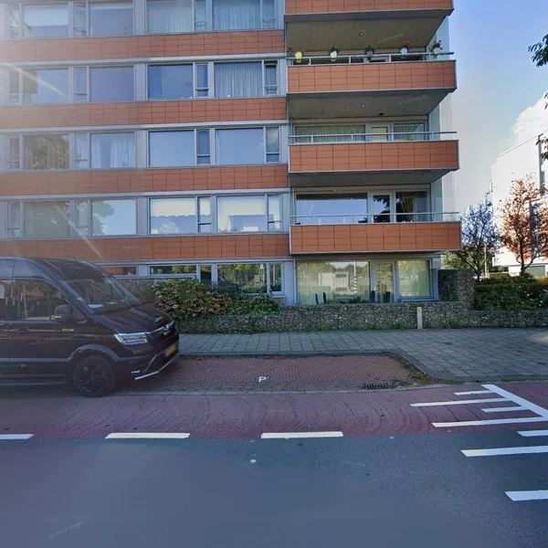 Straatbeeld van Vrouw Avenweg 486, 2493WP Den Haag