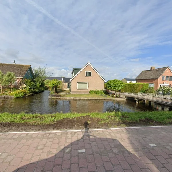 Straatbeeld van Vrouwenakker 8B, 1428RZ Vrouwenakker