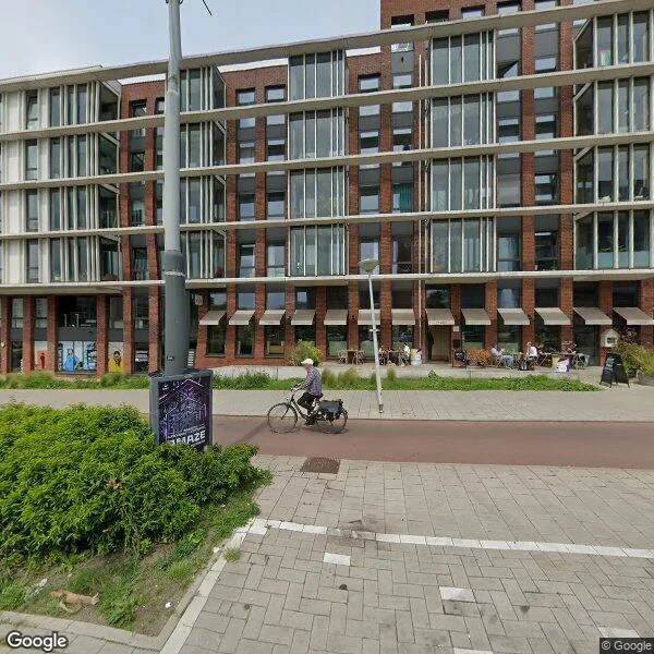 Straatbeeld van Vrouwengelukhof 74, 1061BS Amsterdam