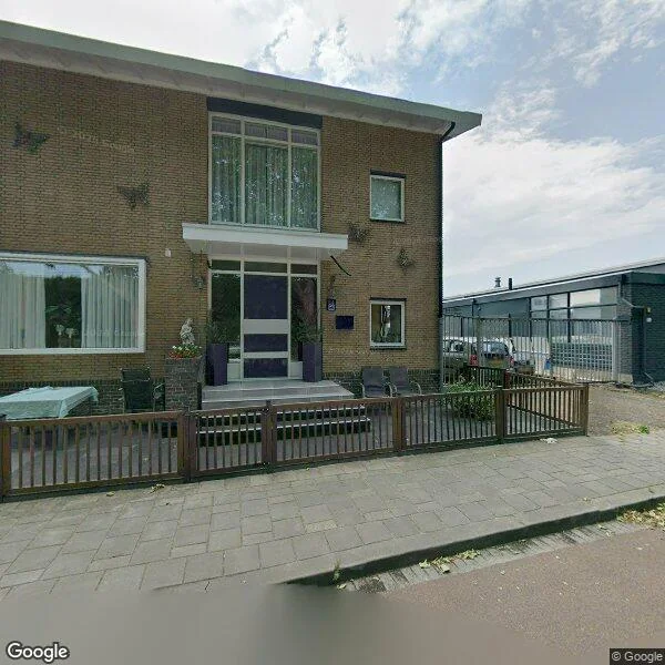 Straatbeeld van W. Snelliusweg 84, 3331EZ Zwijndrecht