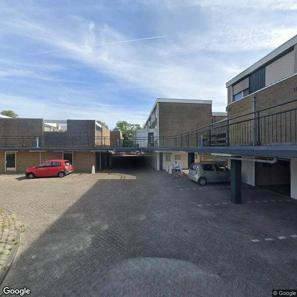 Straatbeeld van Waaienberg 1, 2716PA Zoetermeer