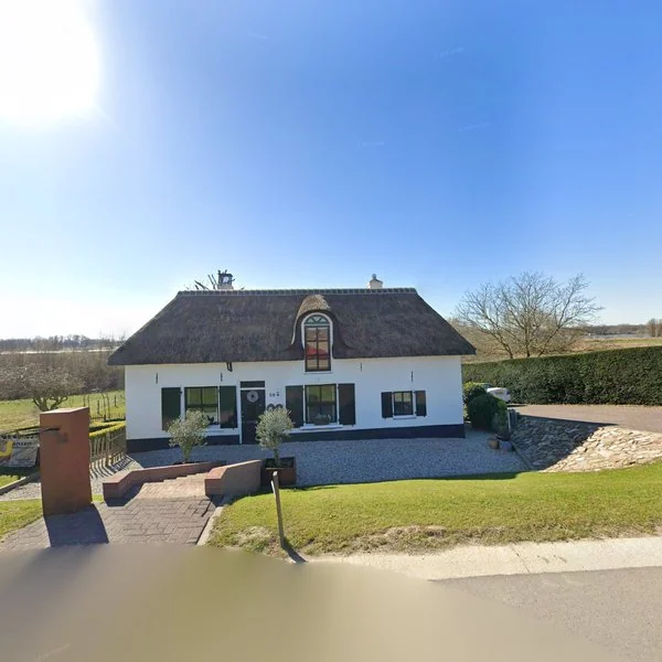 Straatbeeld van Waaldijk 28, 6677MB Slijk-Ewijk