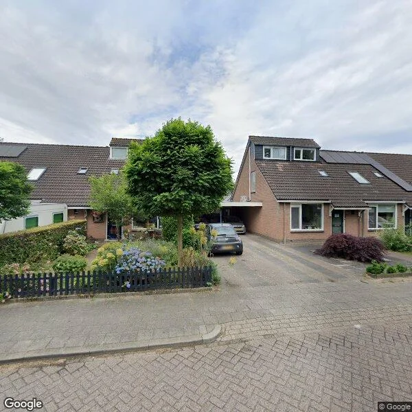 Straatbeeld van Waardeel 32, 7943LK Meppel