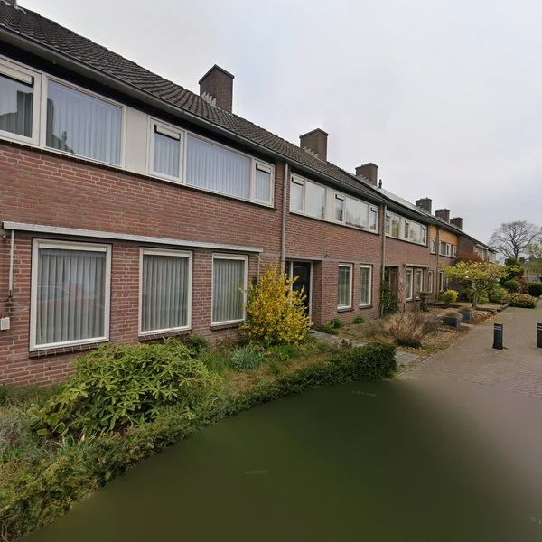 Straatbeeld van Wagnerplein 5, 5384CT Heesch