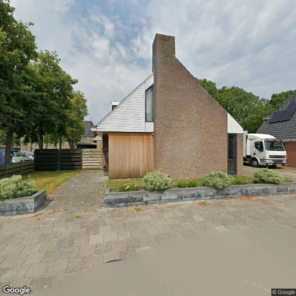 Straatbeeld van Waling Dykstrastraat 3, 9077SN Vrouwenparochie