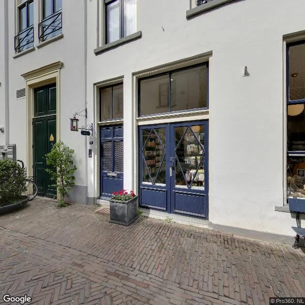 Straatbeeld van Walstraat 13A, 7411GJ Deventer